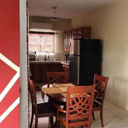 Cozy Two Bedroom Apartment